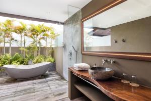 Villa Yoga by Villa Finder