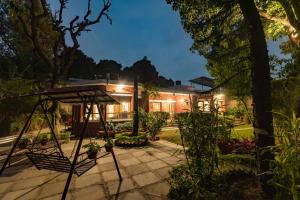 SaffronStays Doon Garden Villa - near The Doon School