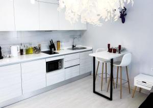 Затишна квартира у центрі міста Elisium3