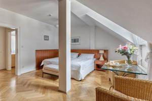 Two-Bedroom Suite room in Hotel Palatin