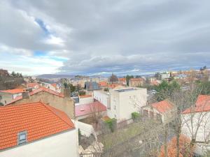 Appartements Le Montjuger - Studio cosy proche des thermes de Royat : photos des chambres