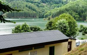 Campings Camping Lac de Villefort : photos des chambres