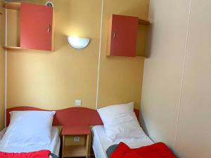 Campings Camping Lac de Villefort : photos des chambres