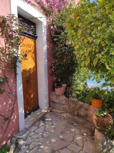 Hotels Les Galets Hotel et B&B : Chambre Double Supérieure avec Terrasse - Vue sur Mer