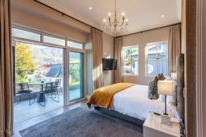 Heritage Deluxe Room with Balcony room in Cloud 9 Boutique Hotel and Spa