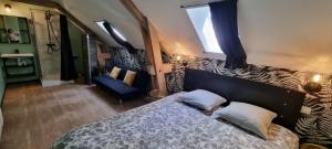 B&B / Chambres d'hotes Les Ecuries du Chateau de Brumare : photos des chambres