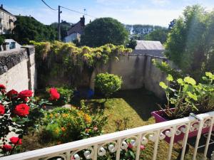 Maisons de vacances Maison au calme avec terrasse et jardin : photos des chambres