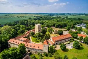 Hotel Burg Wanzleben - Sülzetal