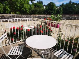 Maisons de vacances Maison au calme avec terrasse et jardin : photos des chambres