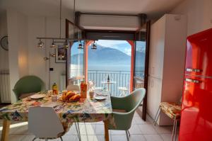 Lake View Apartment Golden Triangle