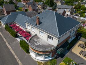 Hotels LOGIS - Hotel Restaurant Du Canard : photos des chambres