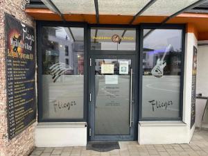 Musikbühne Flieger - das Konzept - Loften in einer Kneipe