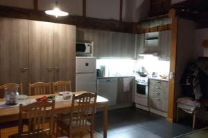 Vuokatti ski-in: Mökistä suksilla suoraan mäkeen tai ladulle