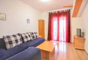 Apartments Antonija Pirovac