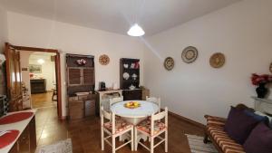 Holiday Maria Luisa img13