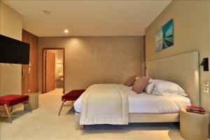 Hotels Hostellerie La Farandole : photos des chambres
