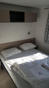 Campings mobile home 477 Bois Dormant camping 4* : photos des chambres