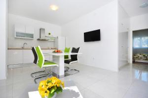 Seas The Day Apartments