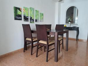 Orihuela - Sleeps 6 - Parking - Pool - PetFriendly