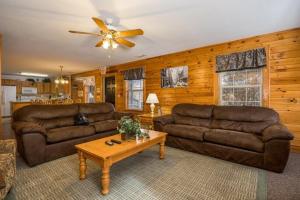 Briarstone Lodge Condo 13E