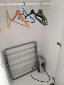 Modern 2 bedroom flat by Dover Port, Castle& Sea!