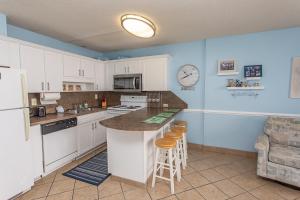 ROYAL GARDEN RESORT 209 condo