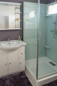 Appartements CHEZ BARA : photos des chambres