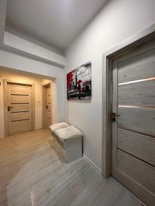 Apártmany v centre - vlastná izba so spoločnou kuchyňou a kúpeľnou môže byť zdieľaná 2 inými izbami