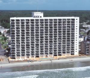 ROYAL GARDEN RESORT 203 condo