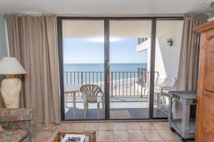 ROYAL GARDEN RESORT 803 condo