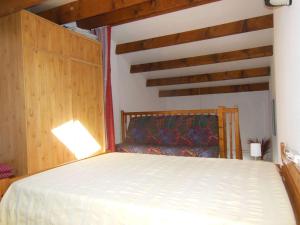 Appartement 2 Pièces Mezzanine avec Piscine et Parking, 4 Couchages - FR-1-326-514