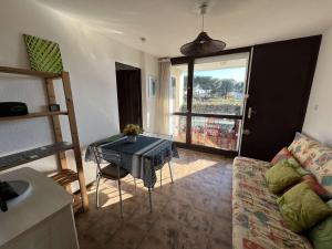 Charmant T2 RDC avec Parking, Proche Centre et Plage à Agde - FR-1-702-12