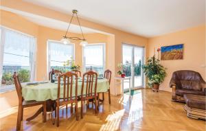 Gorgeous Home In Kastav With Wifi 