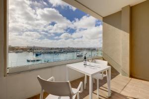 Spectacular Apartment Valletta and Harbour Views