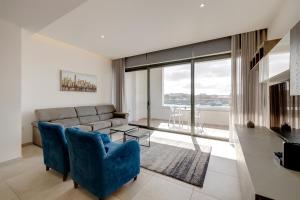 Luxe Apartment with Valletta and Harbour Views