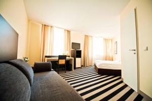 Bristol Hotel - Frankfurt City - Central Station
