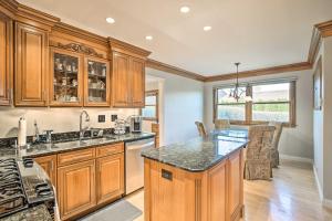 Elegant Mount Prospect Home with Fire Pit!