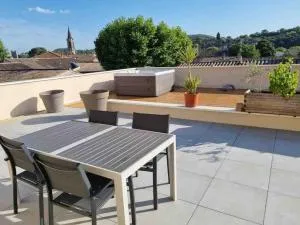 Appartement neuf avec Spa - Saint-Julien-de-Peyrolas