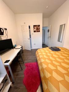 Deluxe En-suite room in CV1