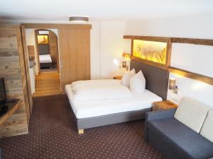 Apartment Mira room in Almhof-Reithof Pitztal