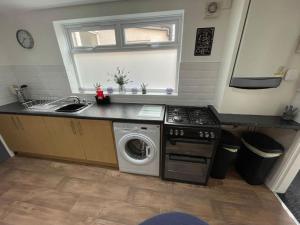 Lovely Seaside House in Cleethorpes Beachfront Area sleeps up-to 6