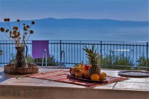 Charmy Villa Hill with Pool