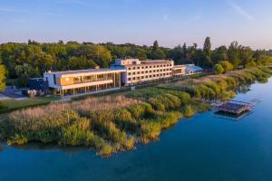 Hotel OTP Balatonszemes - 3hvězdičkové hotely ve městě Balatonszemes