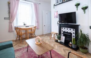 Macdonald Street Snug