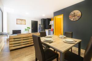 Appartements LE COTE COUR : photos des chambres