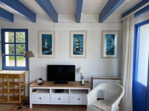 Maison 1 chambre avec jardin proche plage des Grands Sables - FR-1-418-163