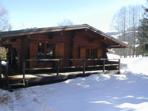 Chalet plein soleil 2 chambres à Megève, proche pistes - FR-1-453-255