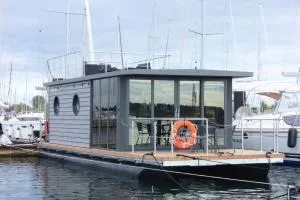 Hausboot Fjord Lacerta mit Dachterrasse in Wendtorf - Fargau-Pratjau