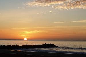 Studio refait à neuf Ave St Maurice