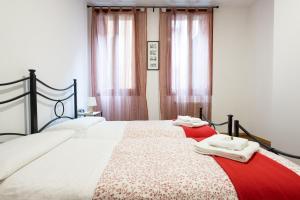 Ca Del Mercato by Sarlux